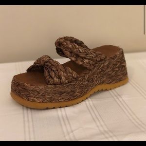 Braided chunky sandals
